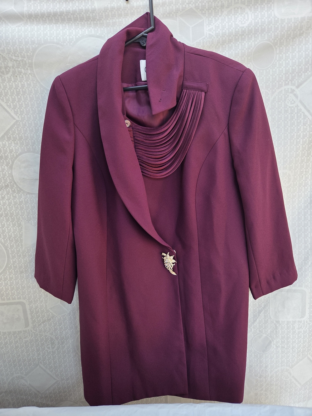 Women's Tailored Burgundy Draped Collar Blazer with Decorative Brooch